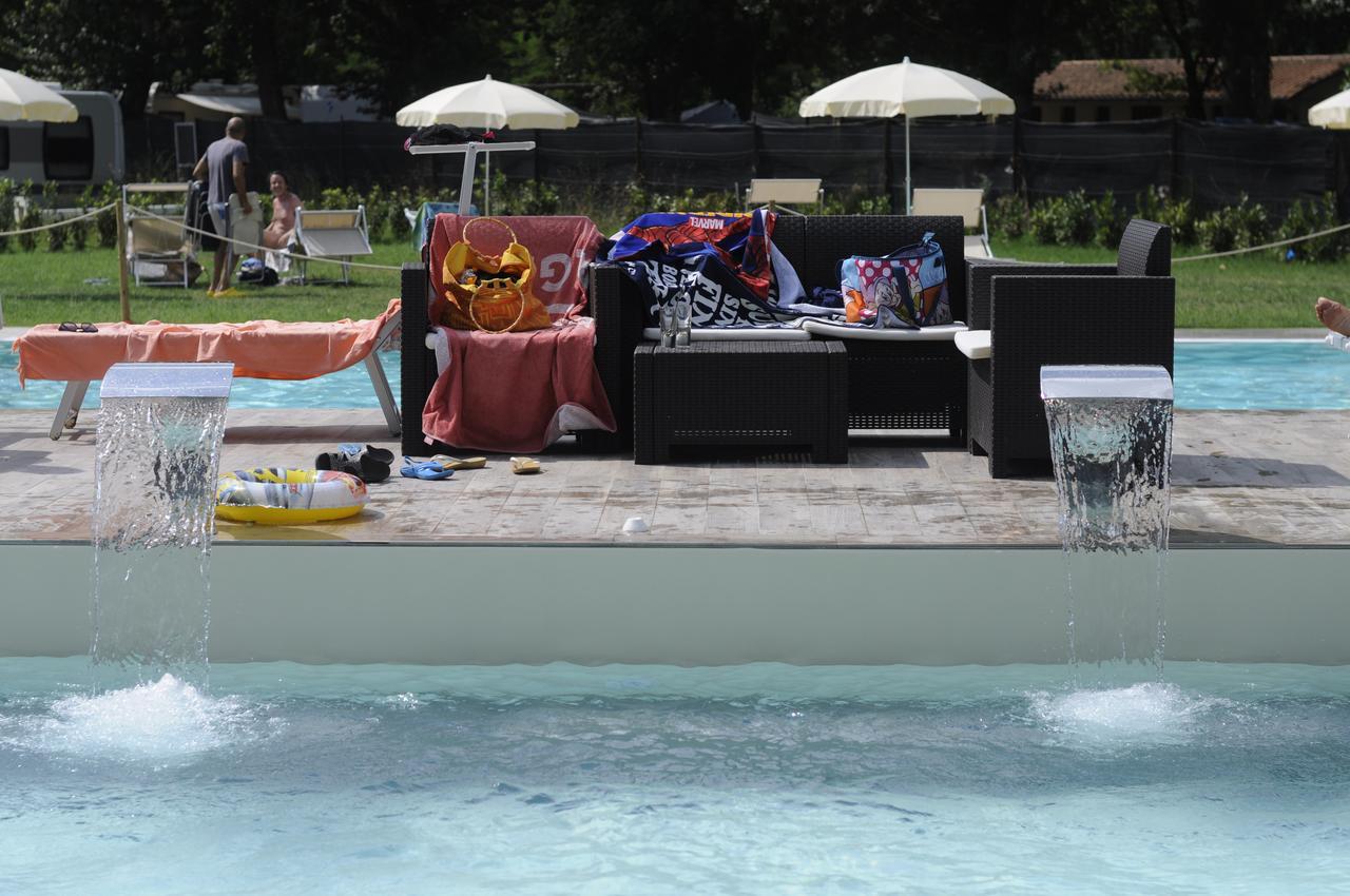 Camping Listro Castiglione del Lago Exteriör bild