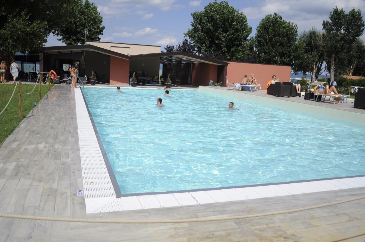 Camping Listro Castiglione del Lago Exteriör bild